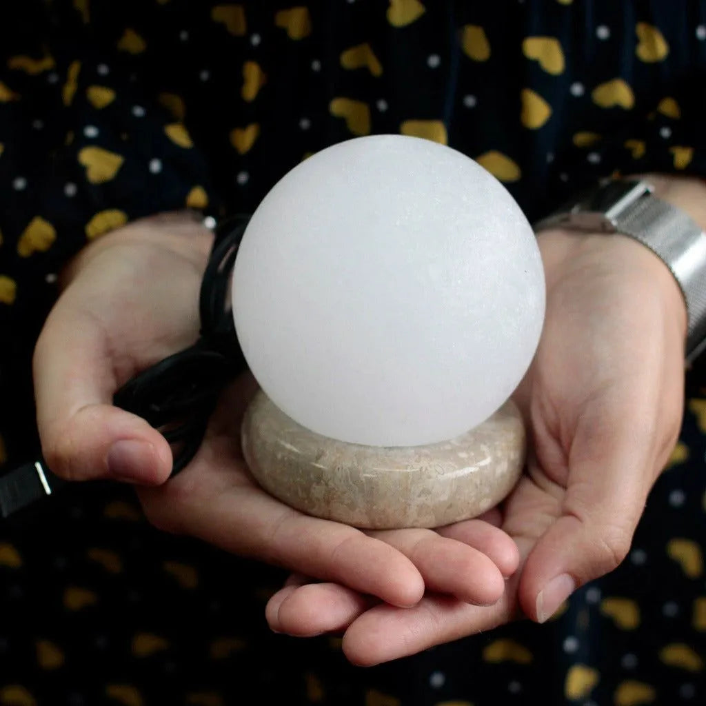 Emmy Jane Himalayan Salt Desk Lamp - 9 cm USB Ball & Pyramid - White Home & Garden > Lighting > Lamps >Himalayan Salt Desk Lamp emmy-jane-boutique.myshopify.com