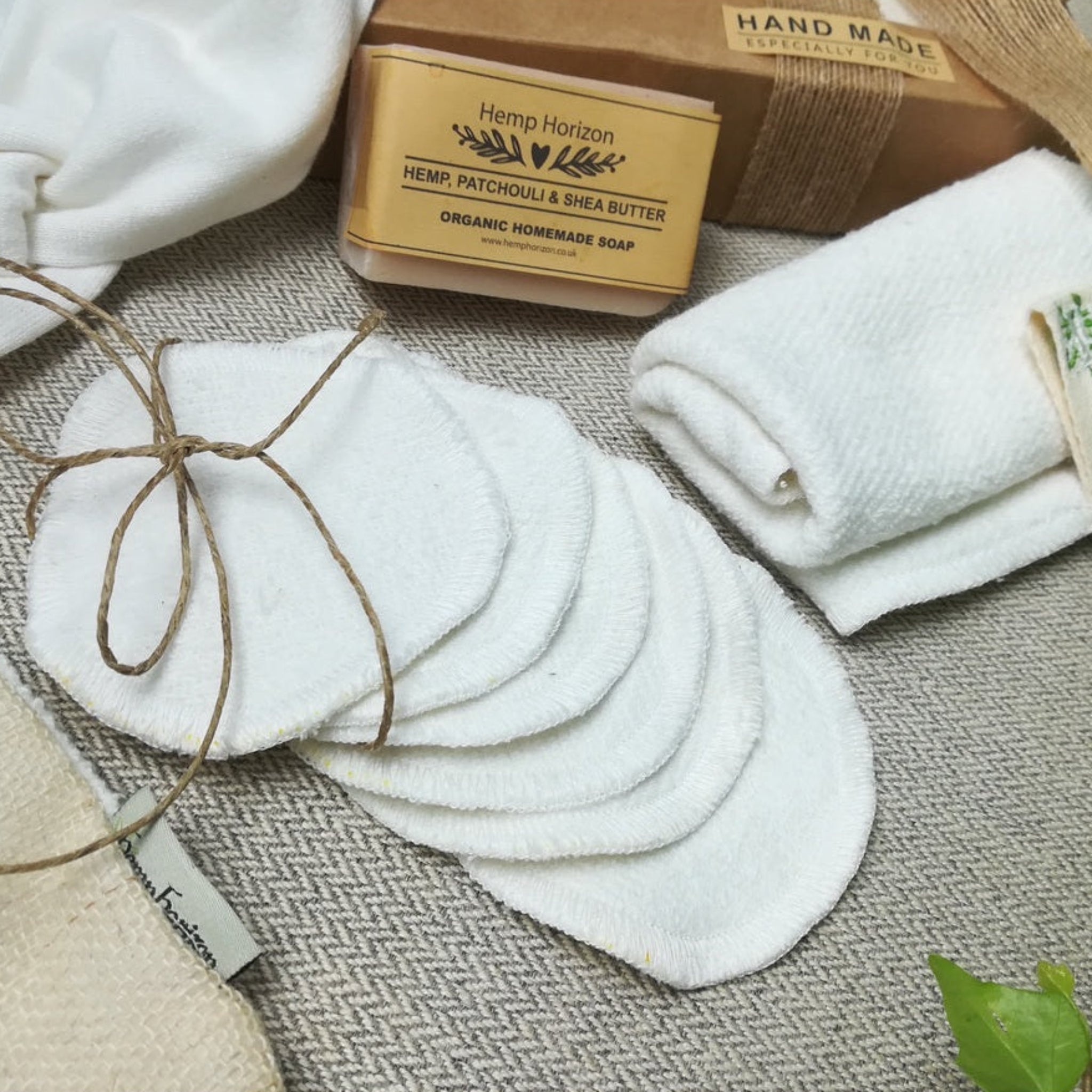 Hemp Skincare Products Natural Beauty Gift Set