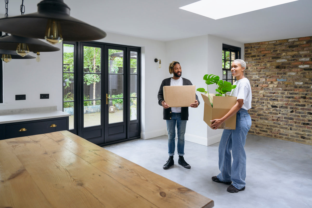 Useful Housewarming Gifts for Every New House 