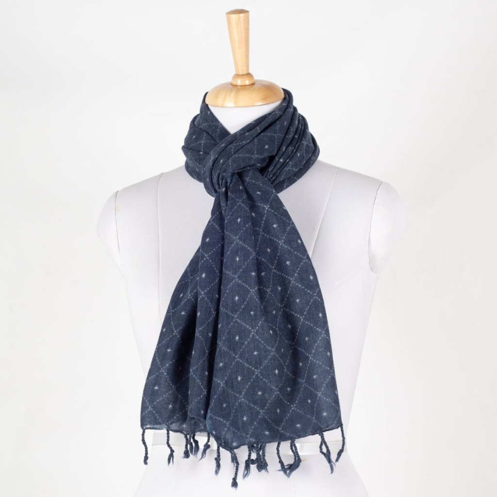 Dotted Diamond Merino Wool Scarf - Blue