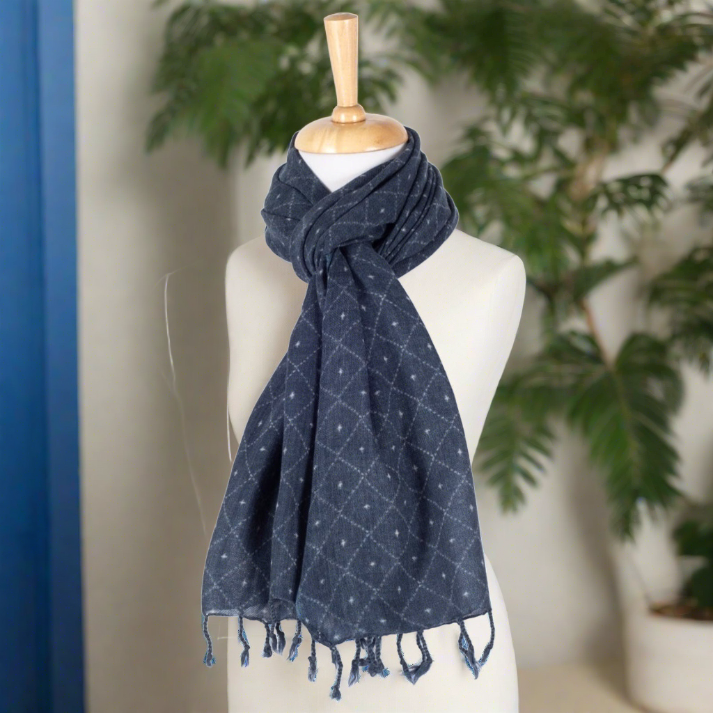 Dotted Diamond Merino Wool Scarf - Blue