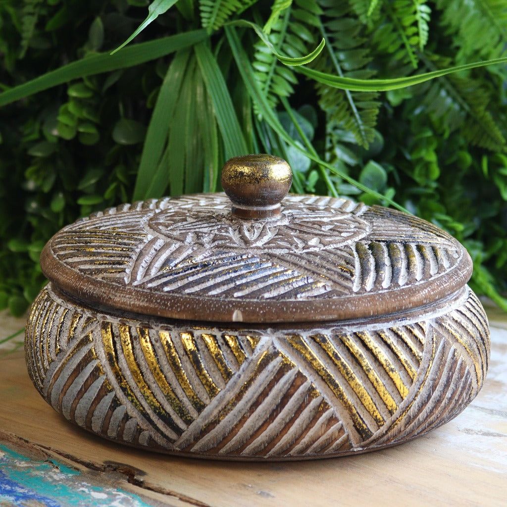 Wooden Trinket Dish Jar Tray with Lid - Fairly Traded  https://emmyjaneboutique.com/products/wooden-trinket-dish-jar-tray-with-lid-handmade-fairly-traded  Trinket Wooden Jars - where beauty meets purpose. Meticulously curated, these jars blend timeless elegance with unmatched functionality.