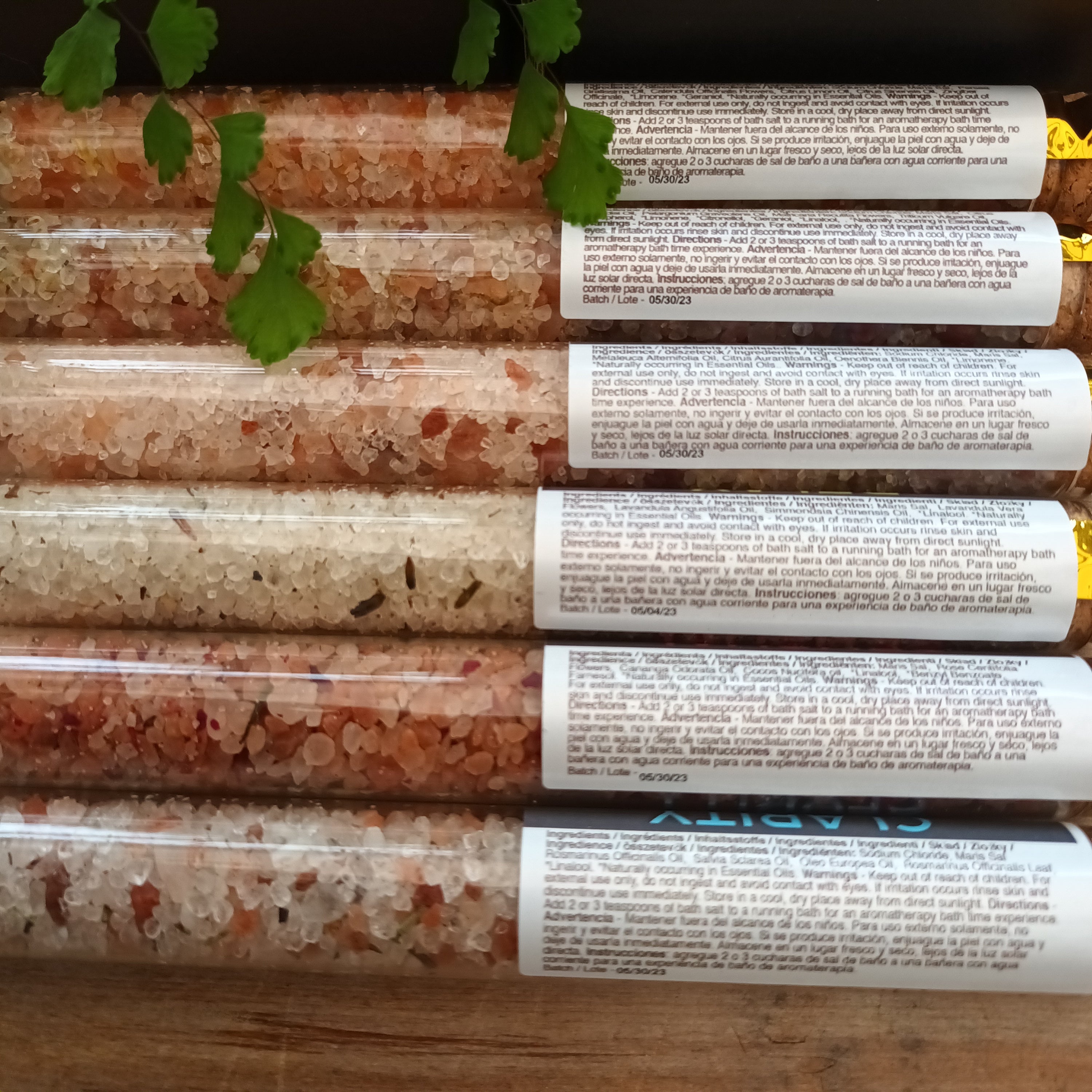 Bath Salts Gift Set - Natural Himalayan Salts Essential Oils & Dried Flowers