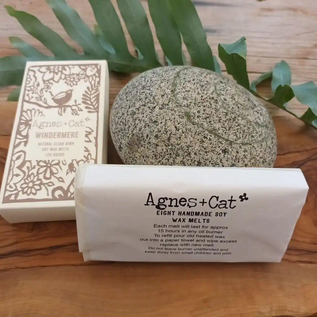 Agnes and Cat Agnes and Cat - Natural Soy Wax Melts - Plastic Free & Vegan Home & Garden > Decor > Home Fragrances > Wax Tarts > Soy Wax Melts > Plastic-Free & Vegan Wax Melts emmy-jane-boutique.myshopify.com