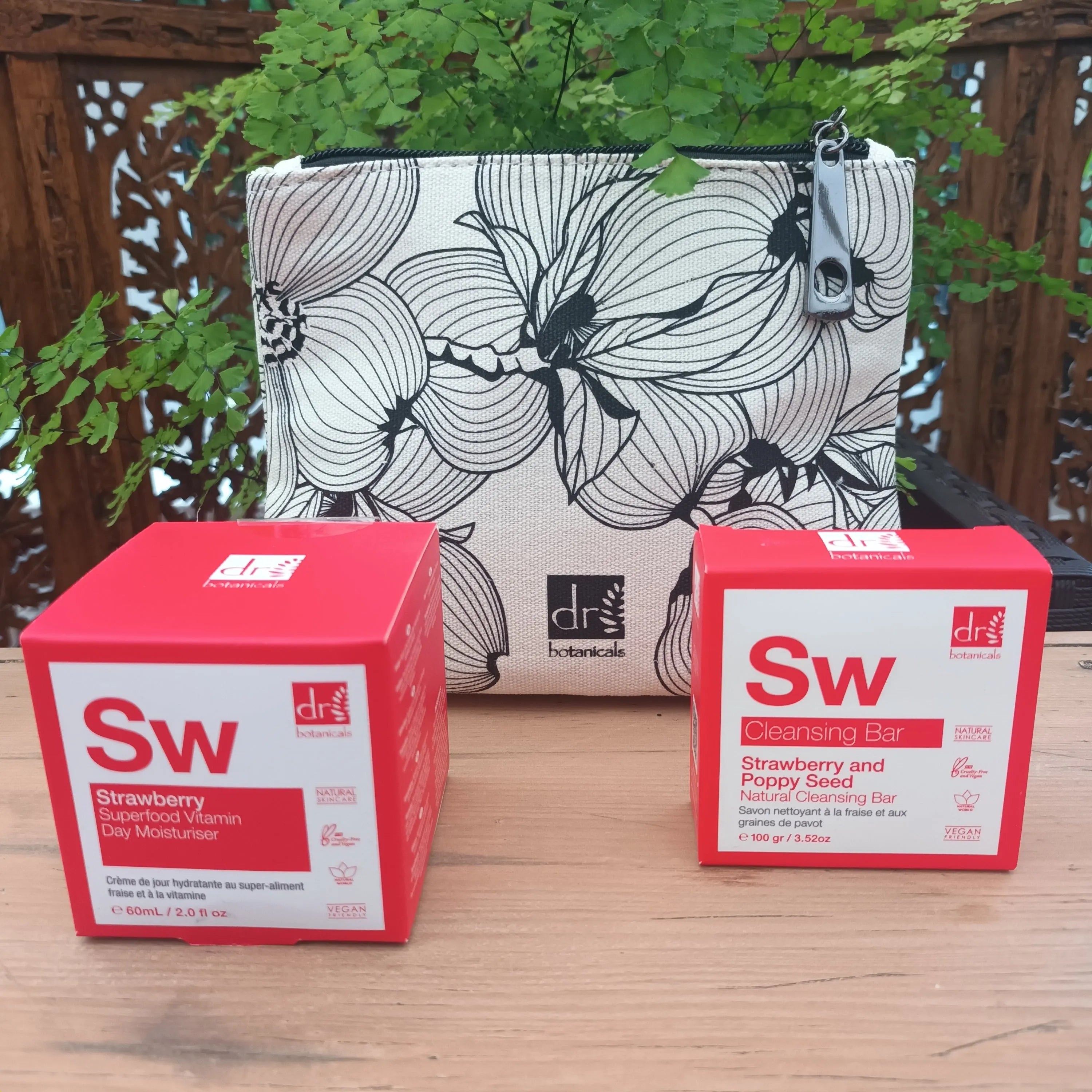 Dr Botanicals Dr Botanicals Vegan Skincare Gift Set Apothecary Strawberry Health & Beauty > Personal Care > Cosmetics > Skincare > Lotions & Moisturisers > Dr Botanicals Vegan Skincare Gift Set Apothecary Strawberry emmy-jane-boutique.myshopify.com