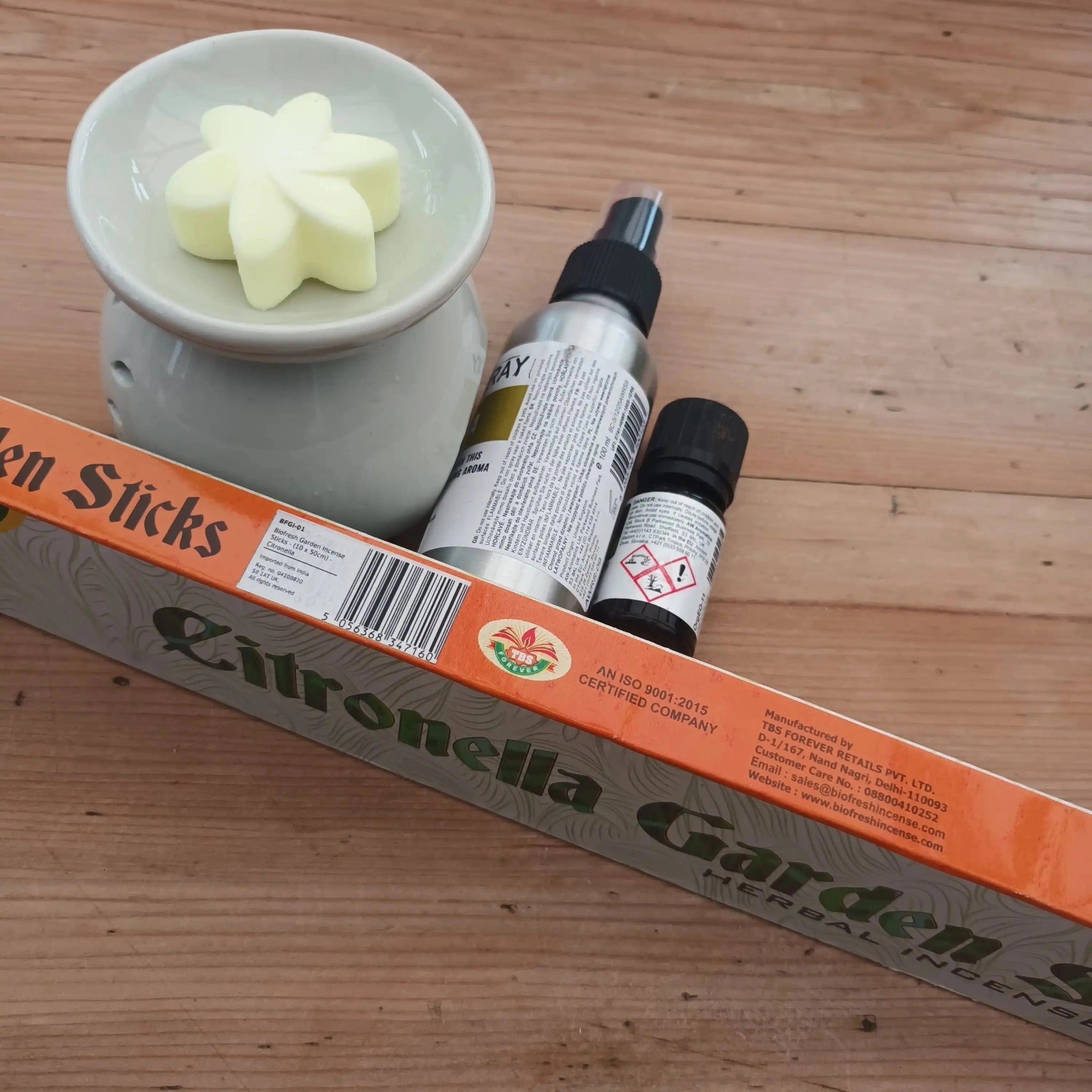 Emmy Jane Natural Insect Repellent Kit - Keep The Bugs Away  emmy-jane-boutique.myshopify.com