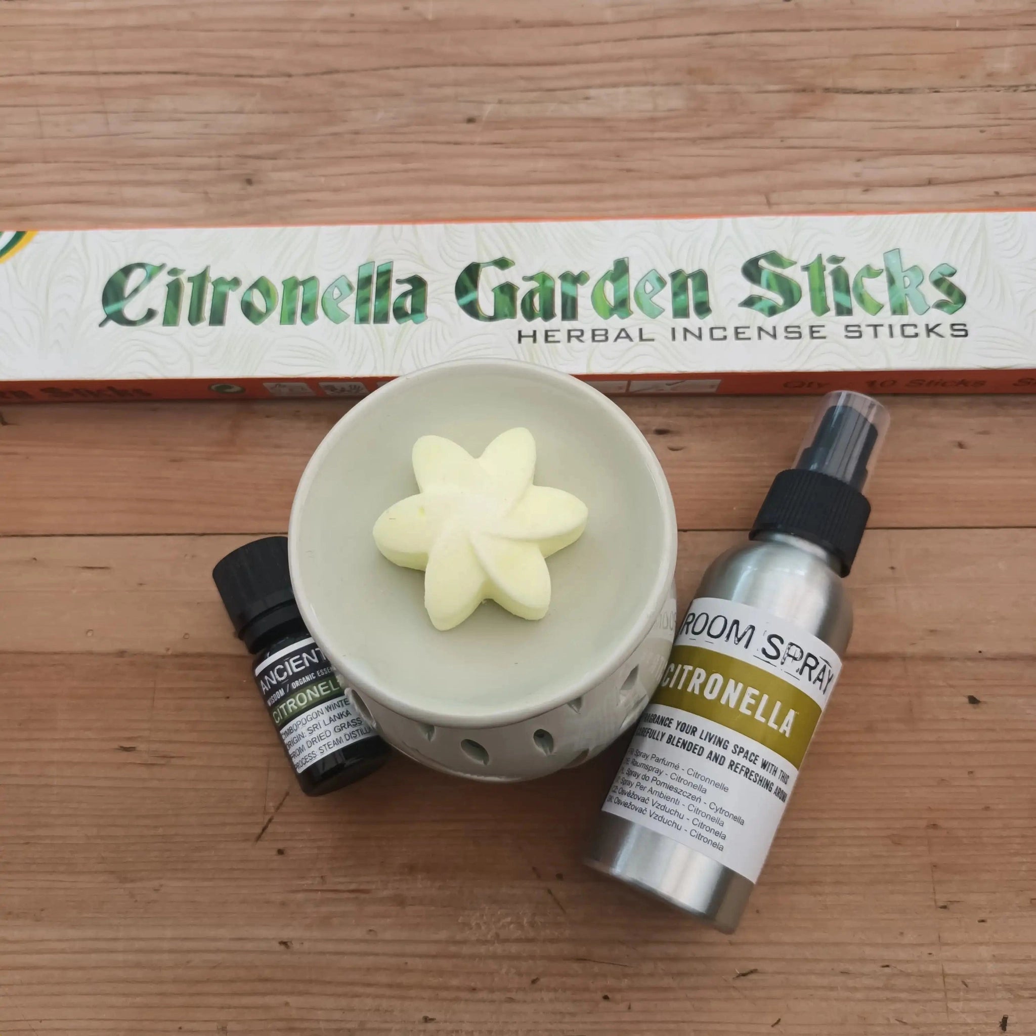 Emmy Jane Natural Insect Repellent Kit - Keep The Bugs Away  emmy-jane-boutique.myshopify.com