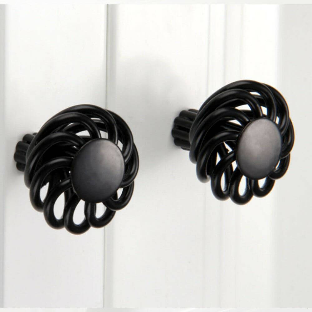 Kitchen Cabinet - Drawer Pulls & Door Furniture Handles in Black ~1330-18