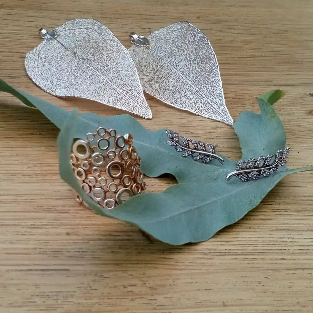 Ancient Wisdom Real Leaf Jewellery Set - Necklace & Earrings - Gold Clothing & Accessories > Jewellery & Watches > Jewellery Sets > Real Leaf Jewellery Sets emmy-jane-boutique.myshopify.com