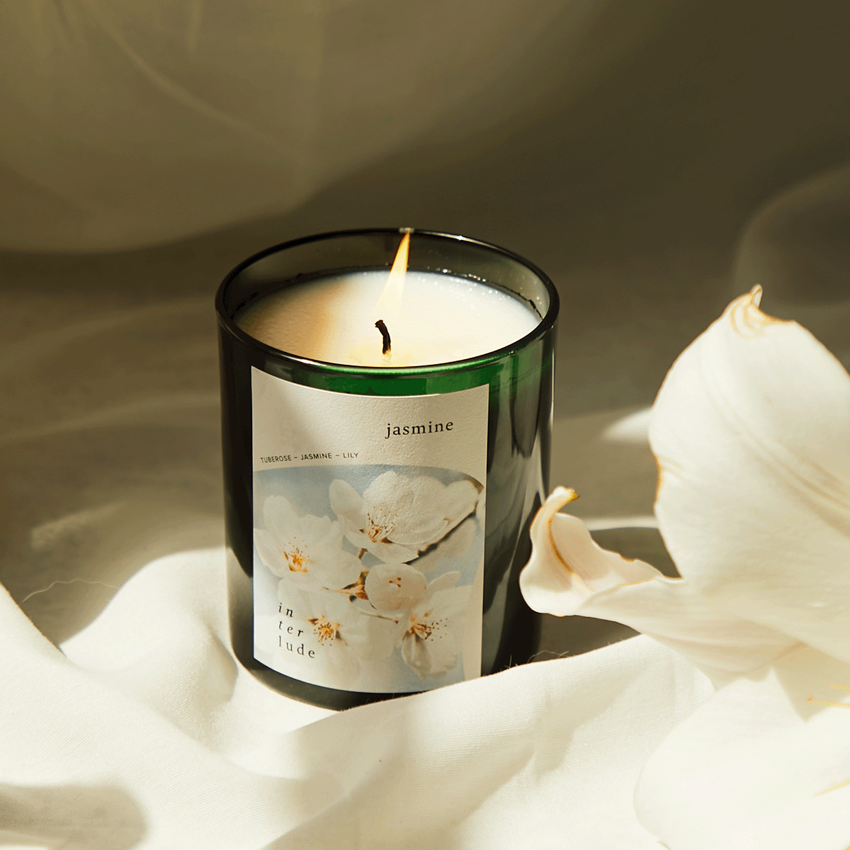jasmine scented candle
