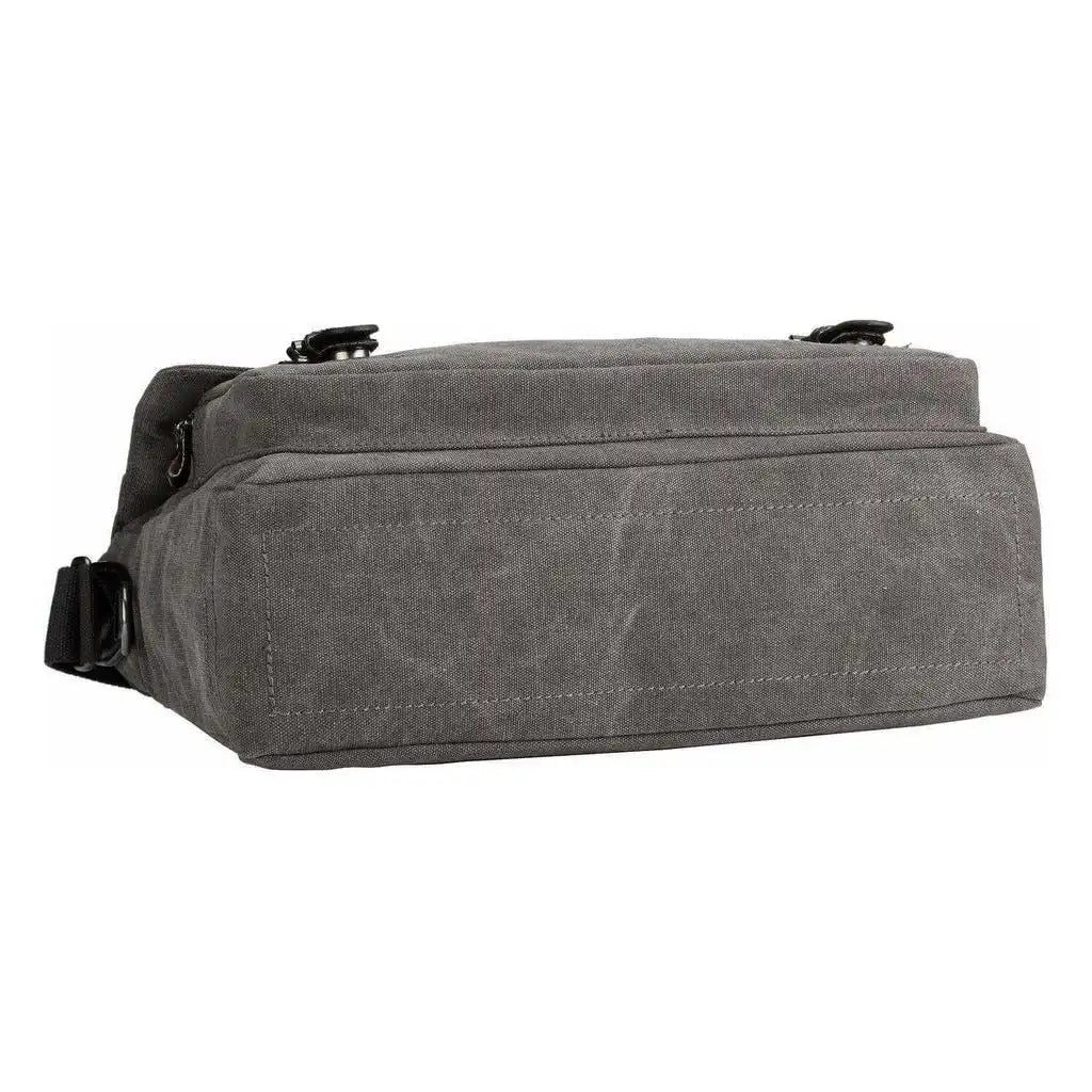 Troop London Troop London - Classic - Canvas Laptop Messenger Bag - Available in 5 Great Colours 3032 - Apparel & Accessories > Handbags, Wallets & Cases > Handbags > Crossbody Bags > Messenger Bags emmy-jane-boutique.myshopify.com