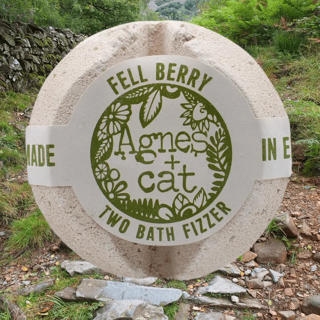 Agnes and Cat Spa Gift Set - Agnes+Cat Gift Boxes - Candle & Bath Fizzers Health & Beauty > Personal Care > Cosmetics > Bath & Body Gift Sets > Natural Gift Sets > Natural Spa Gift Set > Agnes+Cat Gift Boxes > Candle & Bath Fizzers Gift Set emmy-jane-boutique.myshopify.com