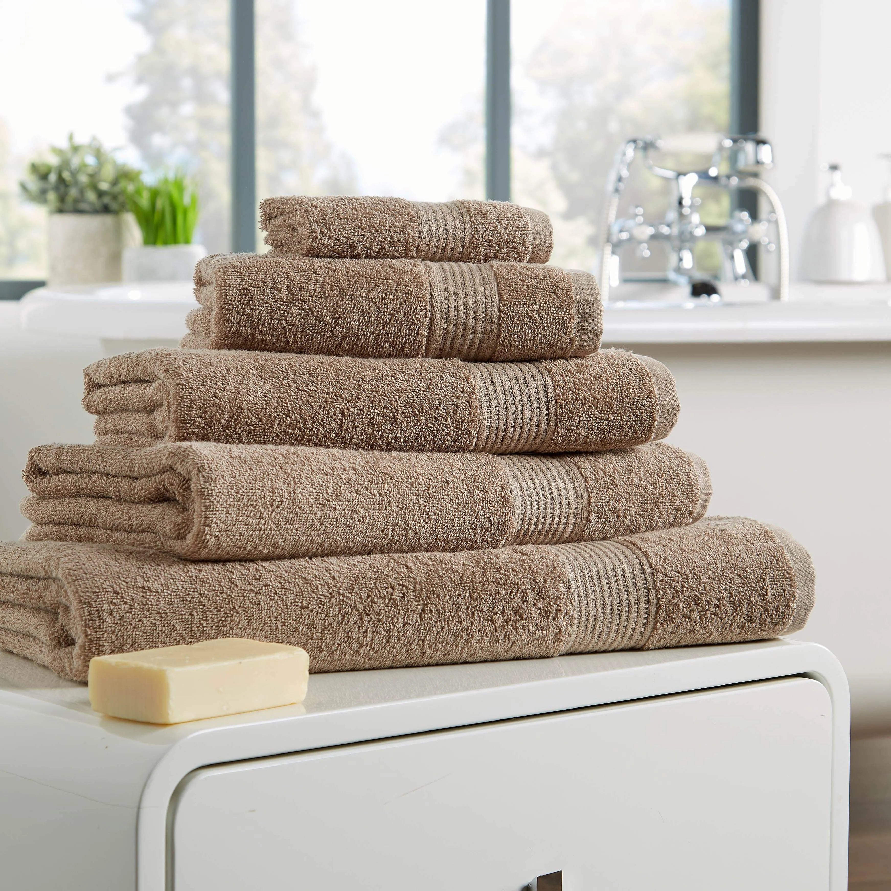 OLIVIA ROCCO Luxurious 500GSM Egyptian Cotton Towels Soft Durable OEKO-TEX Certified Home & Garden > Linens & Bedding > Towels > Bath Towels & Washcloths > Egyptian Cotton Towels emmy-jane-boutique.myshopify.com