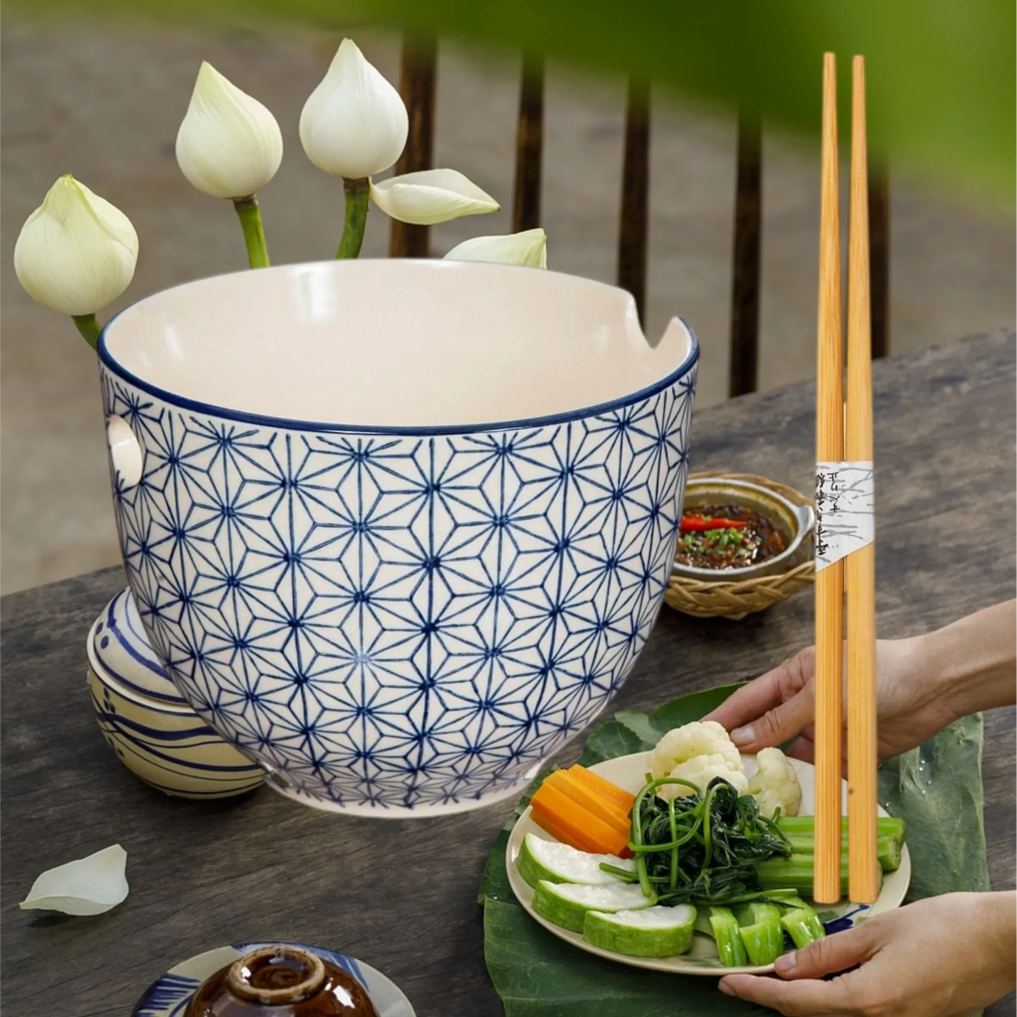 Sashiko Pattern Noodle Bowl with Chopsticks-1