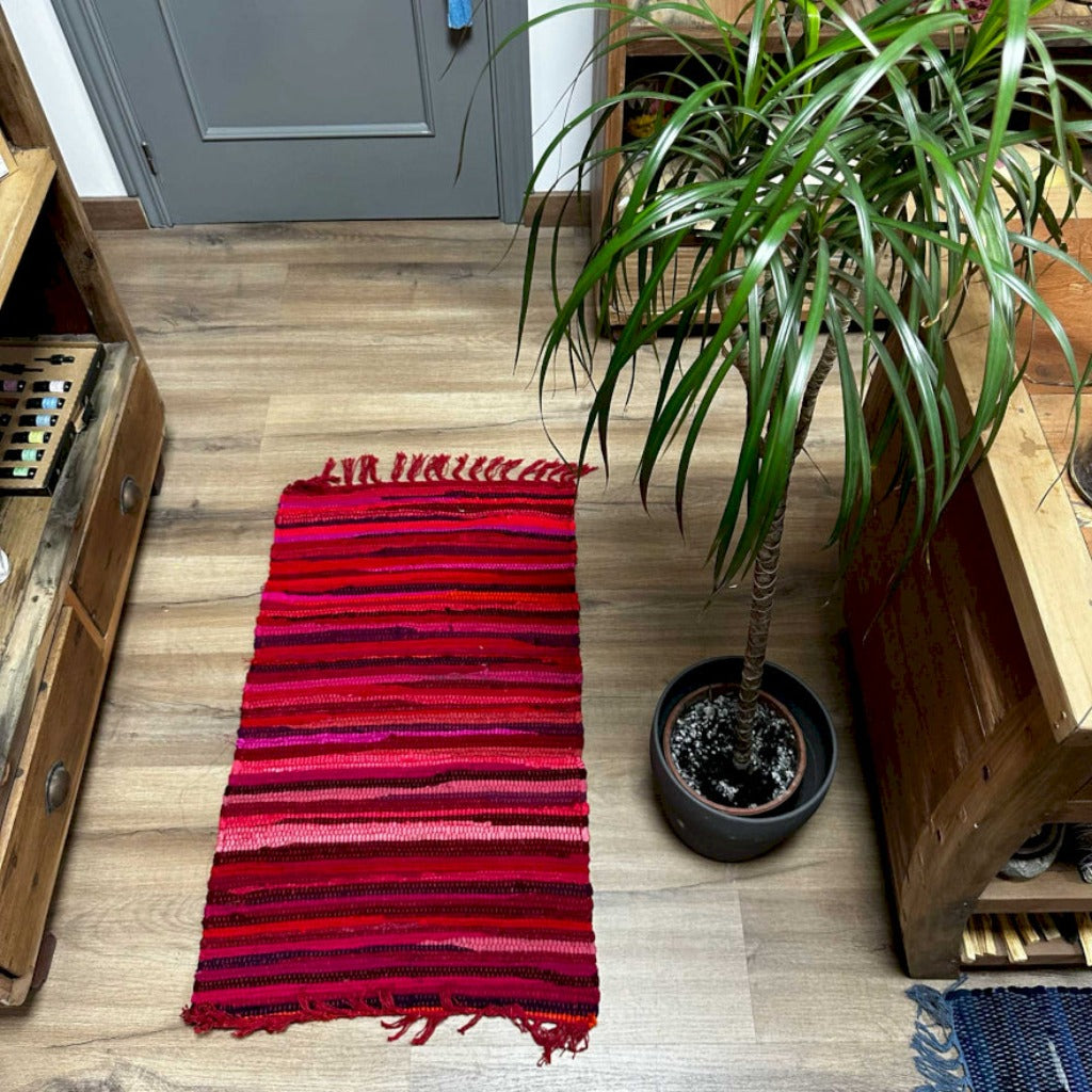 Emmy Jane Boutique - Sustainable Rugs - Luxury Indian Rag Rugs - Eco-Friendly Cotton Rugs. Made using sustainable materials for an eco-friendly touch. Suitable for any room, instantly adding comfort and style to your home. Soft and inviting material, perfect for relaxation and barefoot comfort. Crafted with care to ensure superior quality and durability .